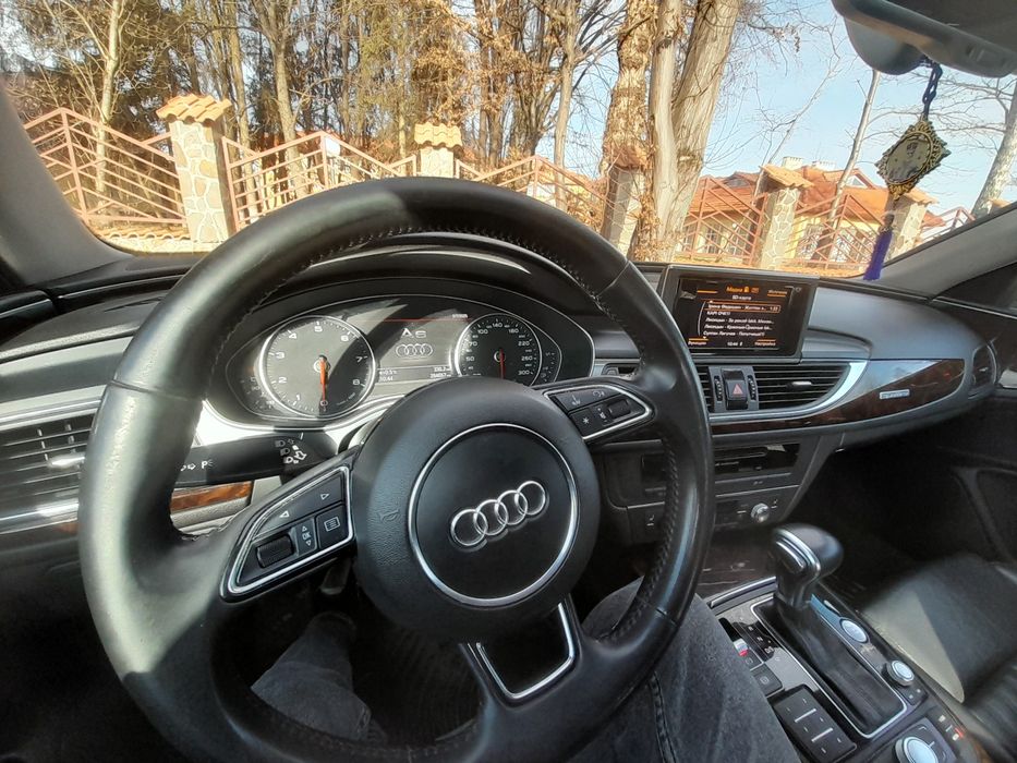 AUDI A6 C7 в гарному стані