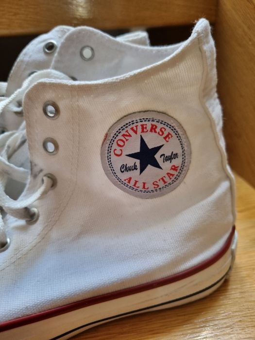 Trampki.  Czarne. Biale. Dwie pary  Converse. 37