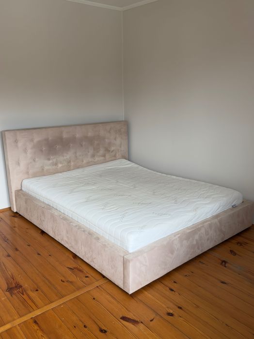 Łóżko sypialniane tapicerowane 160x200