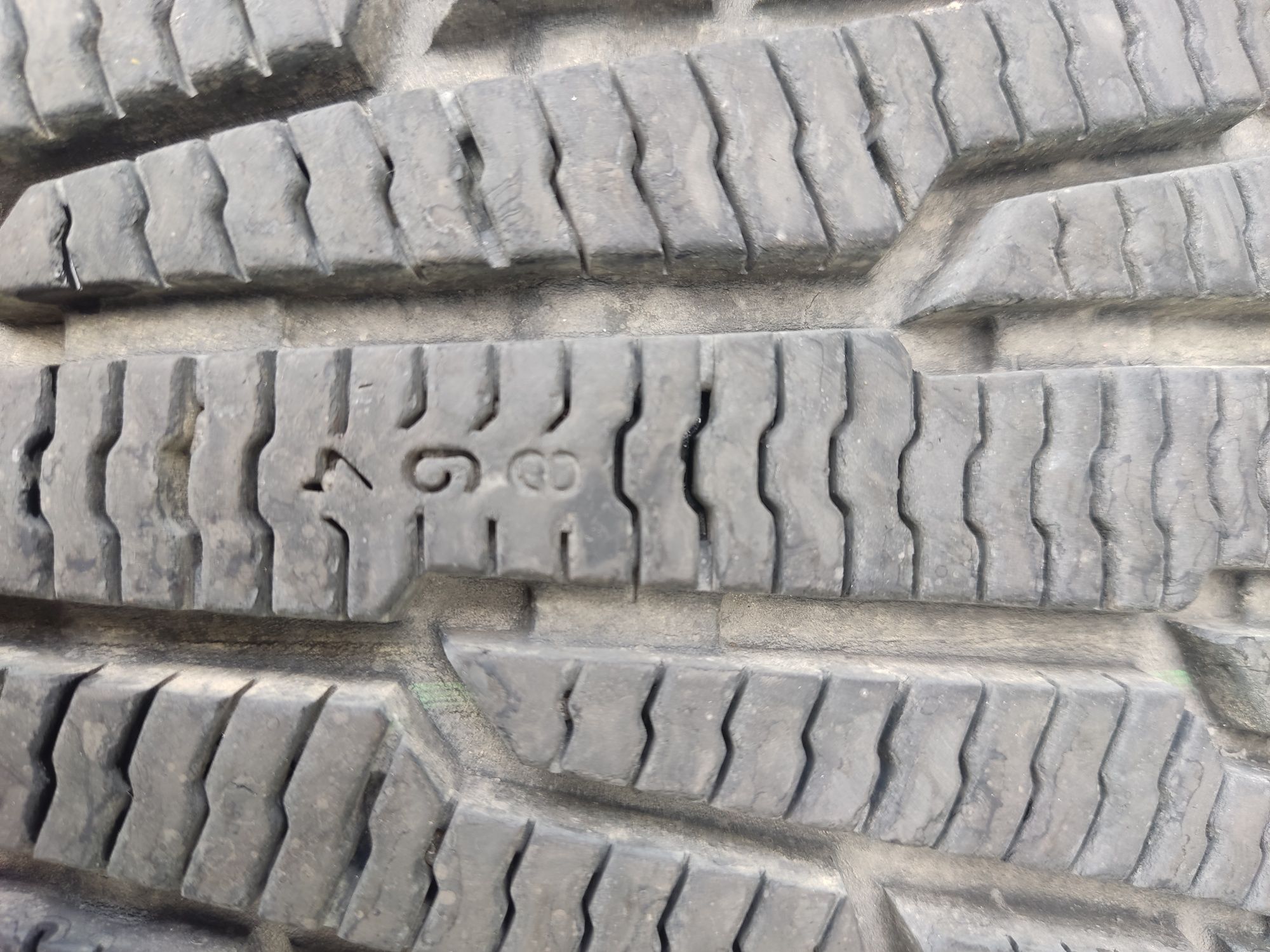 Opony zimowe Nokian 205/60 R16, 96R XL