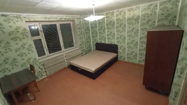 Сдаю двухкомнатную квартиру (Клочковская 244, 4 подъезд, 1 этаж)