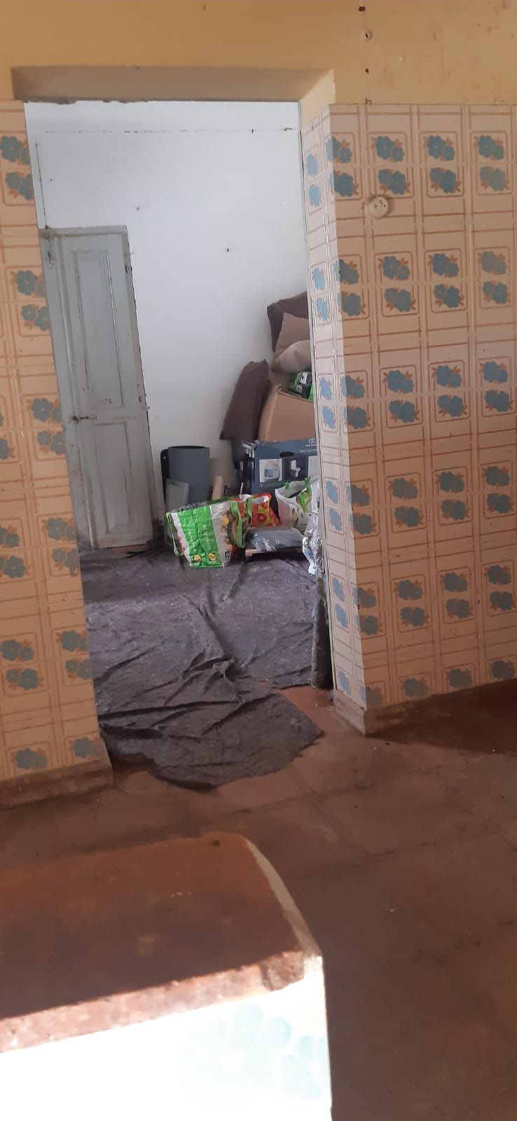 Prédio urbano a venda T2+t1