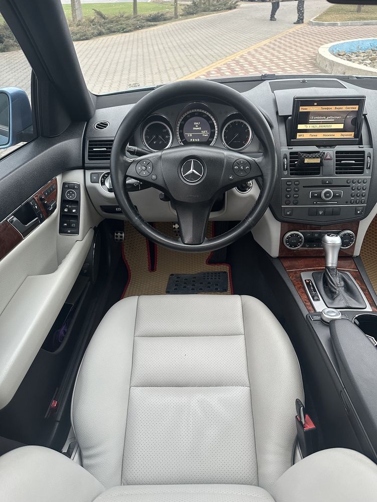 Продам Mercedes C300 W204