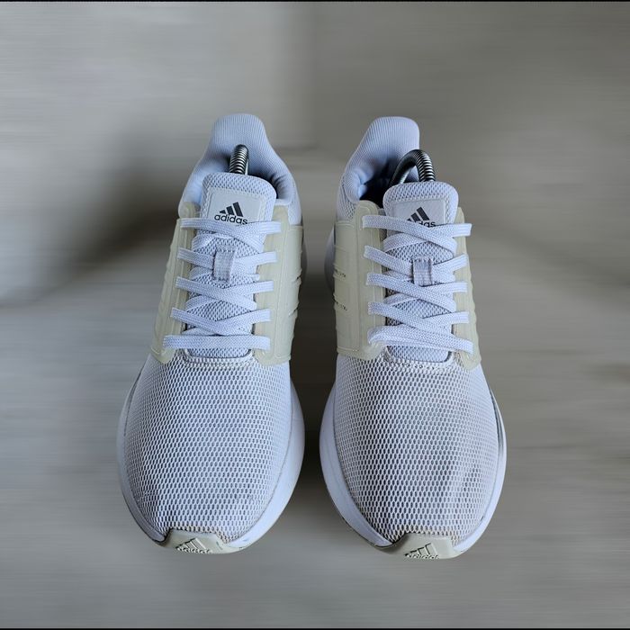 Женские Кроссовки "Adidas EQ 19 Runners" 2022г.
