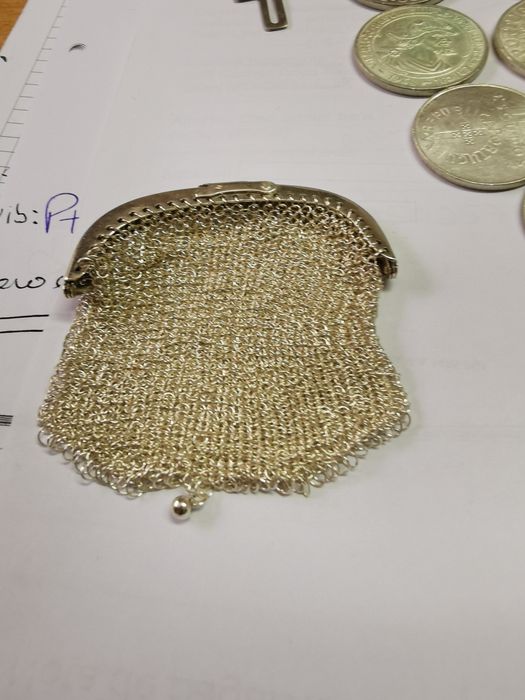 Cigarreira em prata, moedas