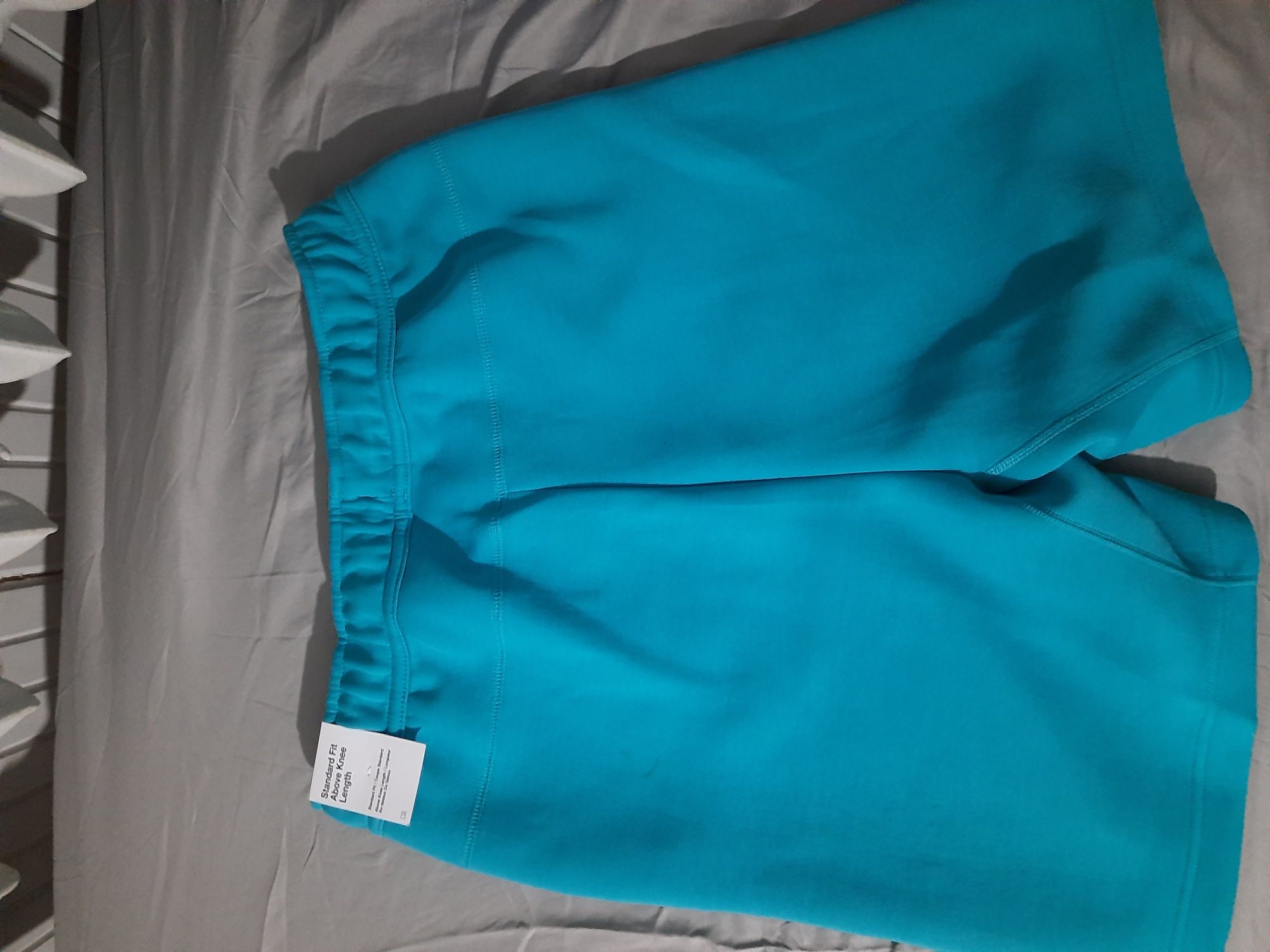 spodenki nike tech fleece