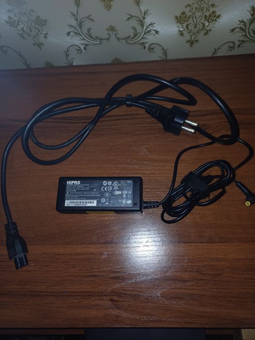Зарядний пристрій ноутбука Acer, Lenovo