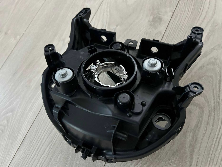 Suzuki GSX-S750 Reflektor Lampa przód 17–19