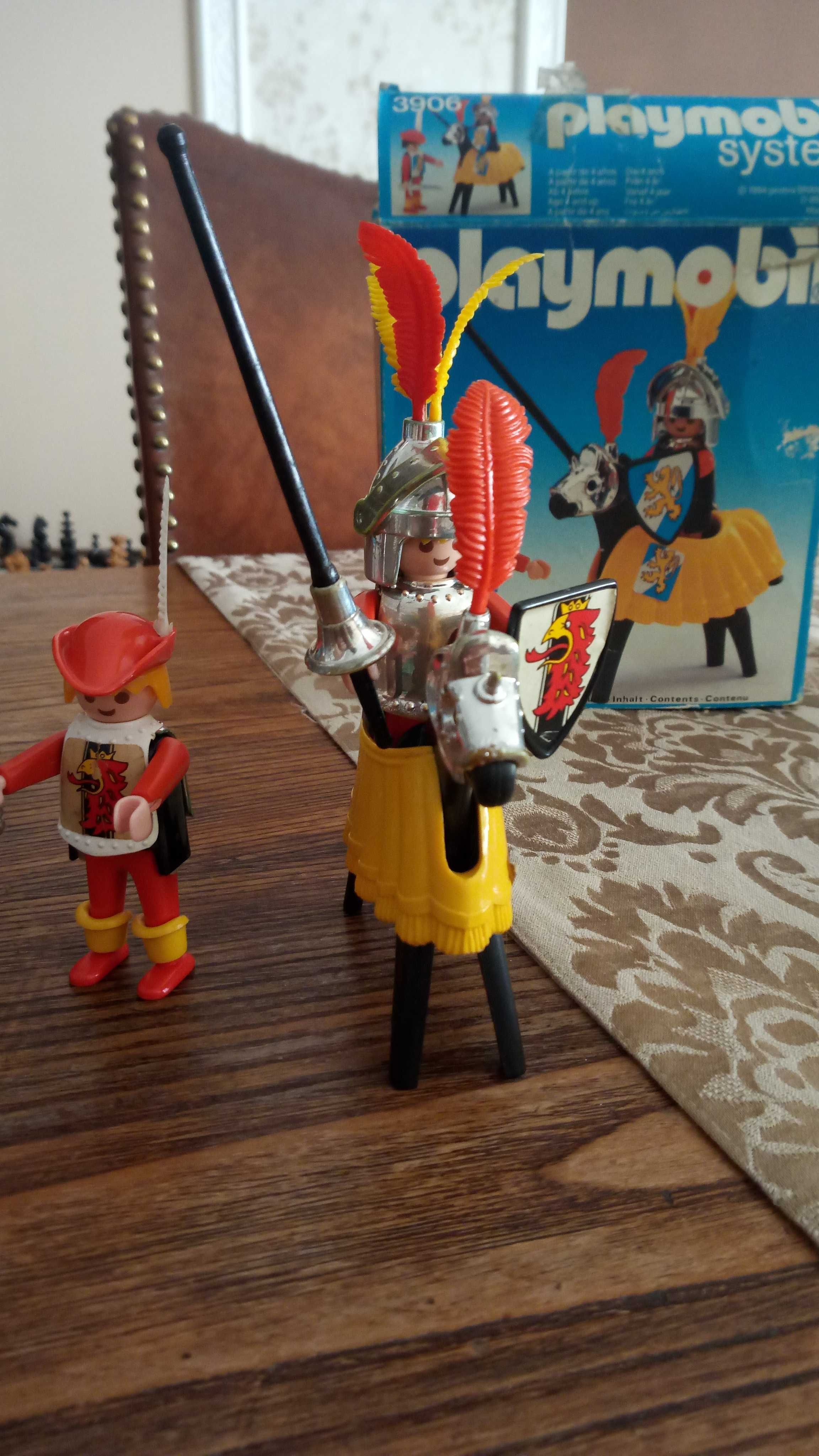 Playmobil 3906 - Cavaleiro e Espadachim - (1974)