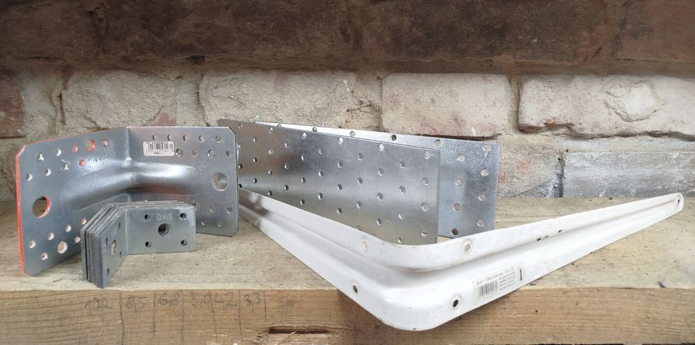 Kątowniki , łączniki, wspornik -zestaw