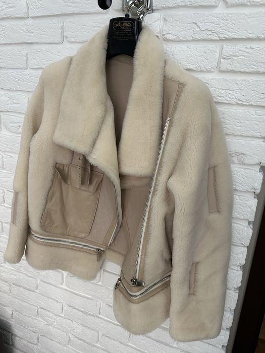 Дублянка жіноча. Натуральна. Розмір м.