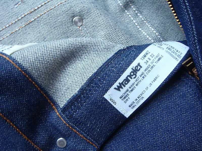 WRANGLER 13MWZ джинсы оригинал из США р.32,33,34,35,36,38