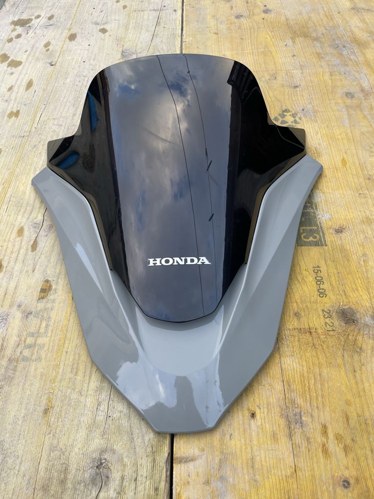 Viseira e carnagens PCX 2024