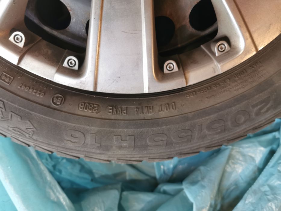 Koła zimowe 205/55/16 5x112 na felgach stalowych - komplet