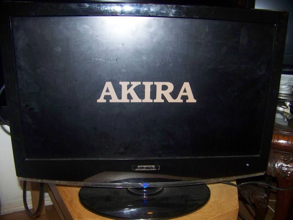 televisão LCD AKIRA 24 polegadas