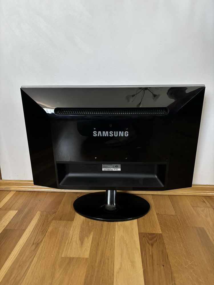 Monitor Samsung SyncMaster P2450