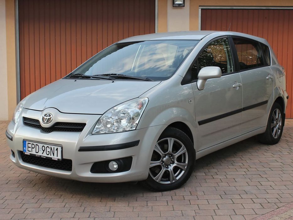 Toyota Corolla Verso LIFT 1.8 VVTi / 7 Foteli