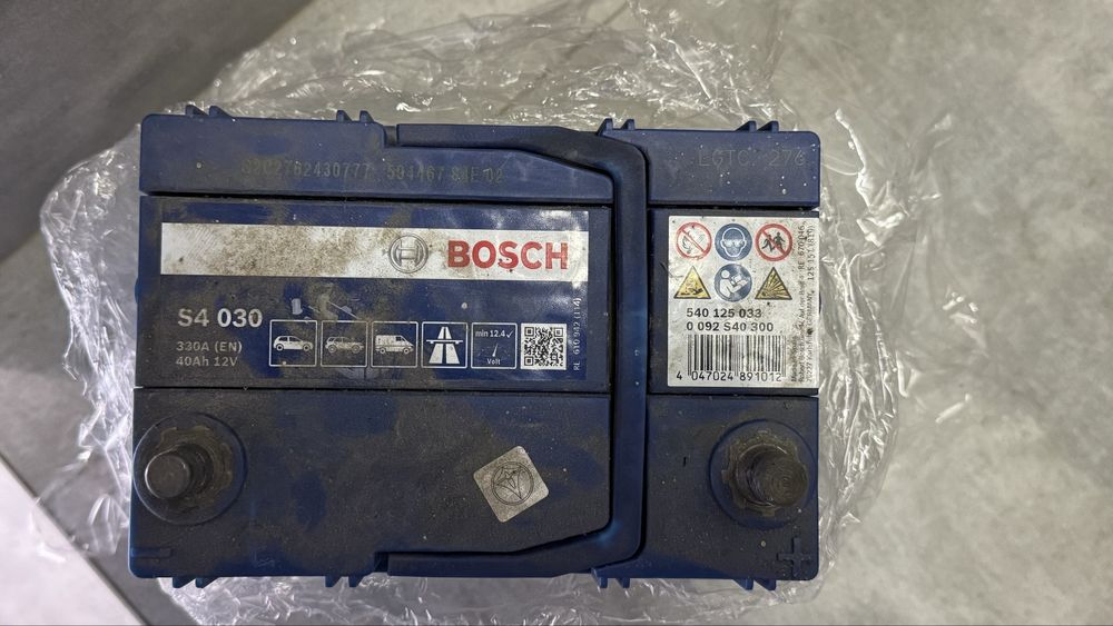 Аккумулятор автомобильный Bosch S4 40Ah 330A 12V