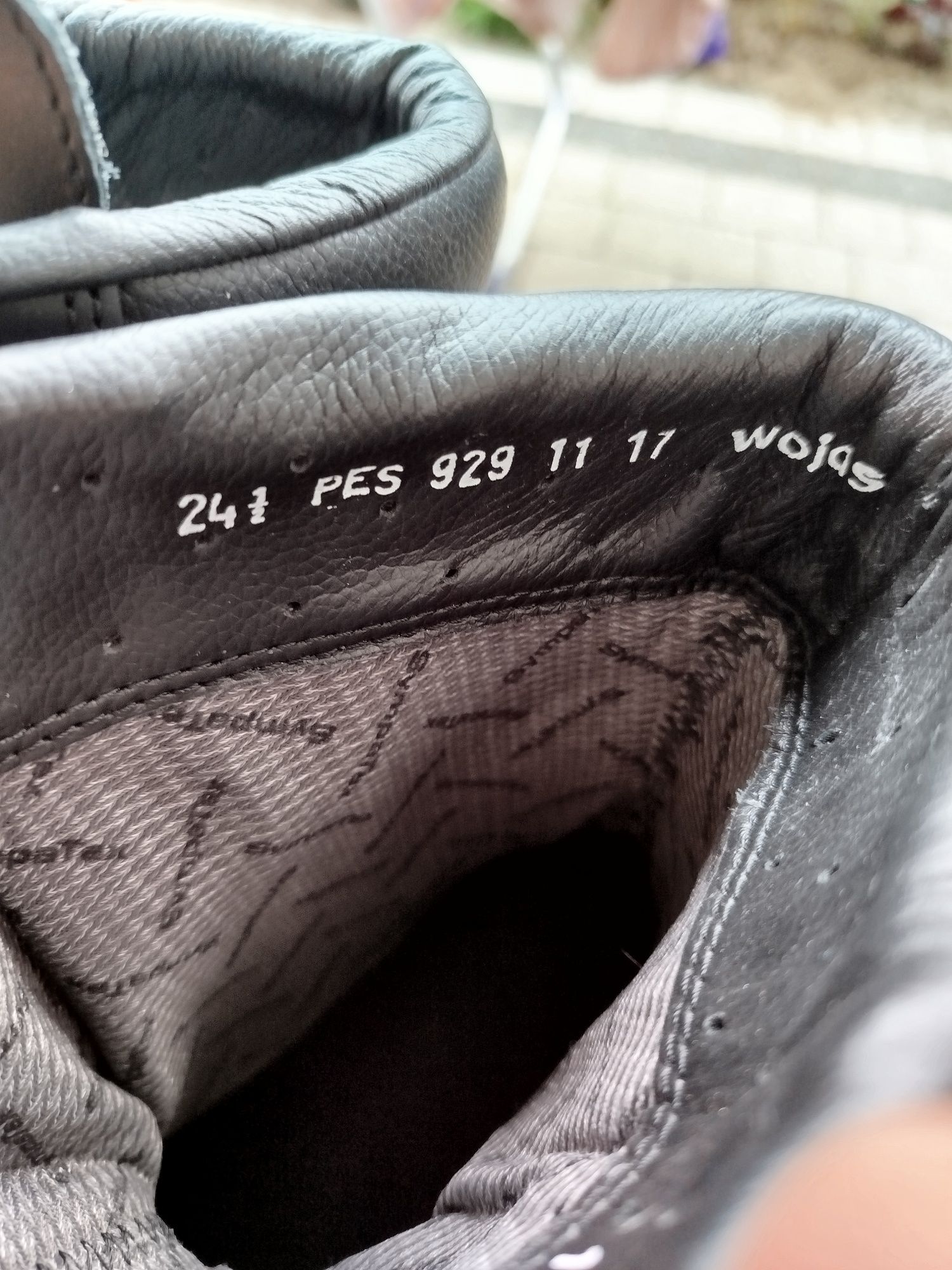 Nieużywane buty Wojas 24,5