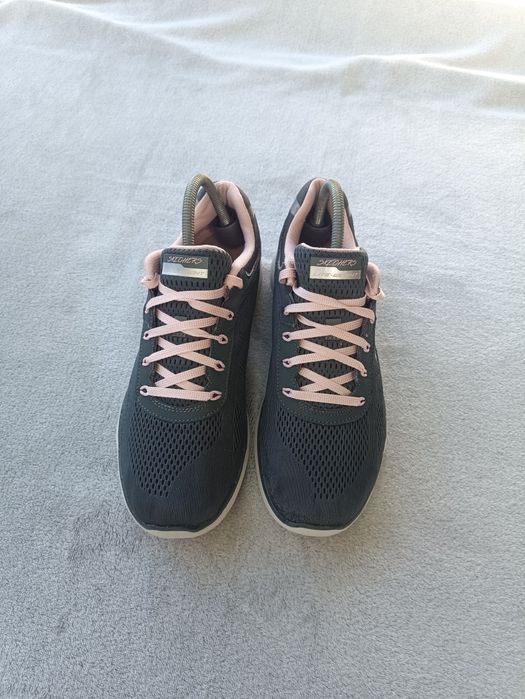 Женские кроссовки Skechers р41.5
