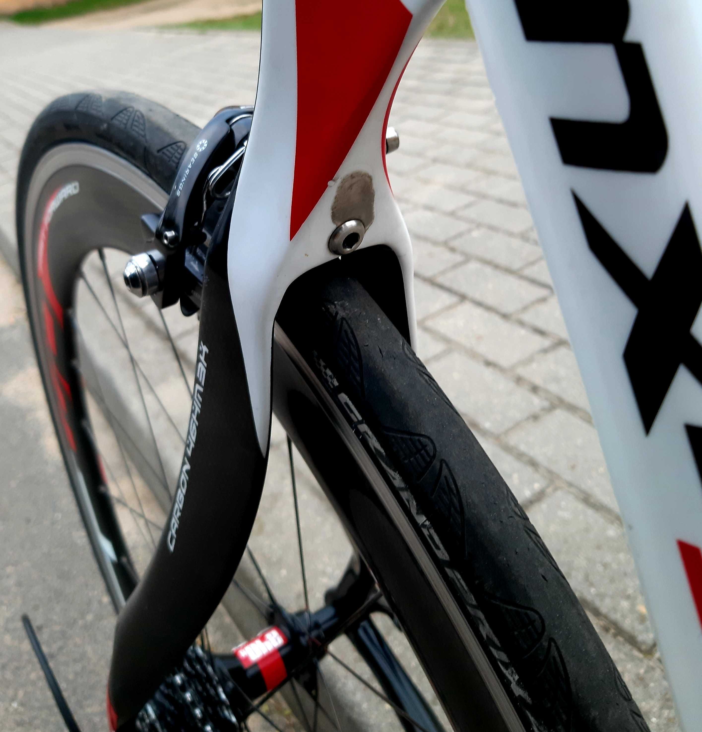 Eddy Merckx EMX-5 Campagnolo Record 2x11 carbon 7kg roz. 57