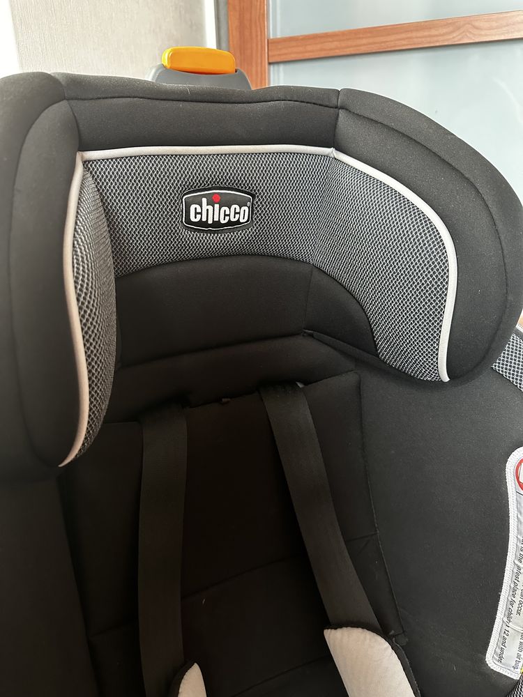 Автокрісло Chicco Nextfit Zip