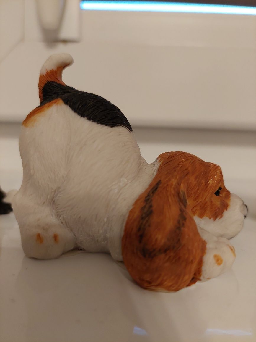 Figurki kolekcjonerskie Beagle