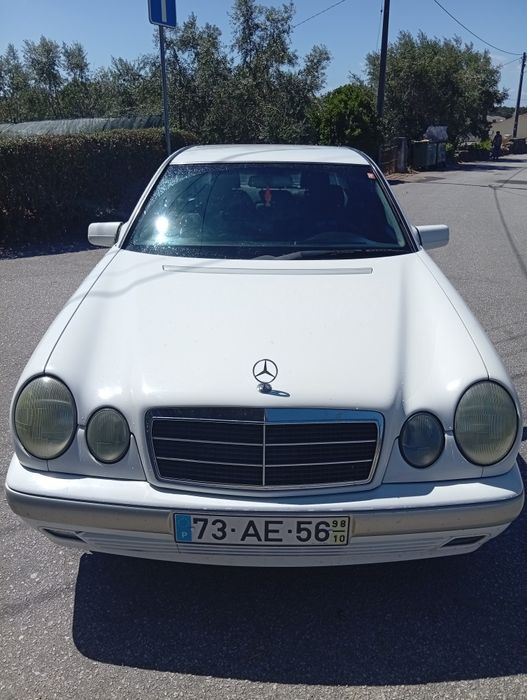 Vendo Mercedes E220