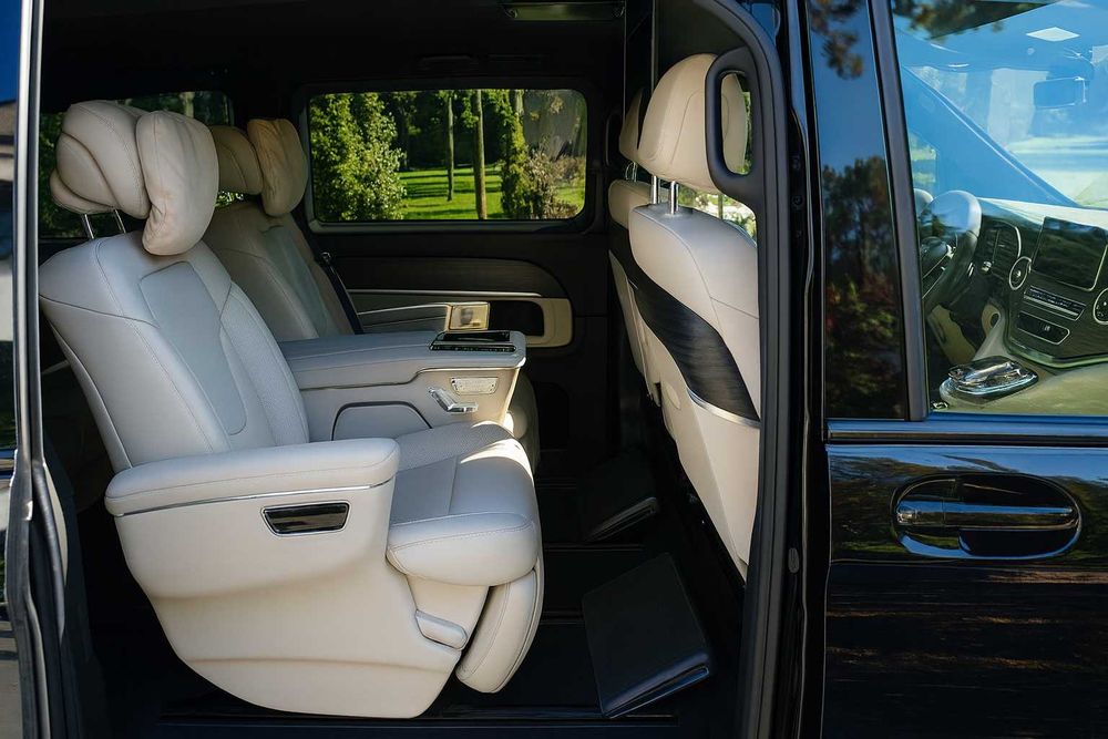Mercedesa V Klasa EXTRA LONG–VIP Transport z Kierowcą– Auto na ślub