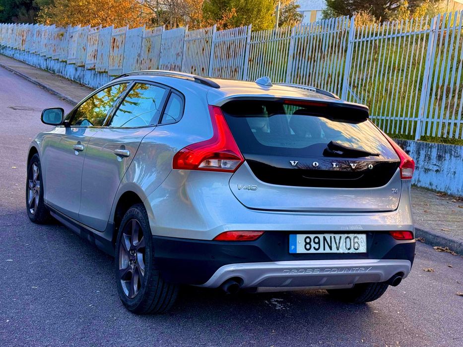 Volvo V40 525 1.6 T4 GTDi Gasolina 180 cv  c/garantia de caixa!!