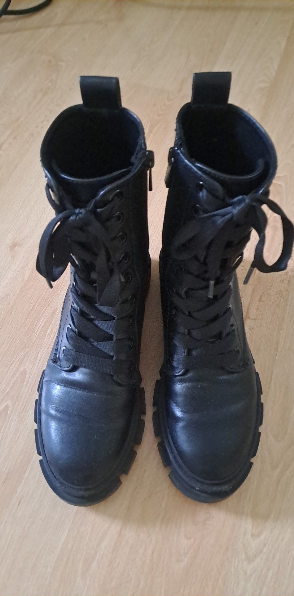 Buty na jesień firmy Stradivarius