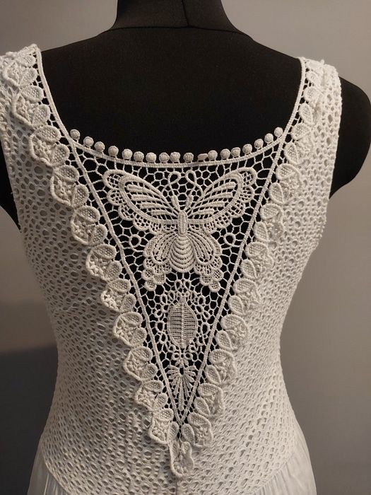 Biała długa sukienka rozm uniwersalny Stan idealny