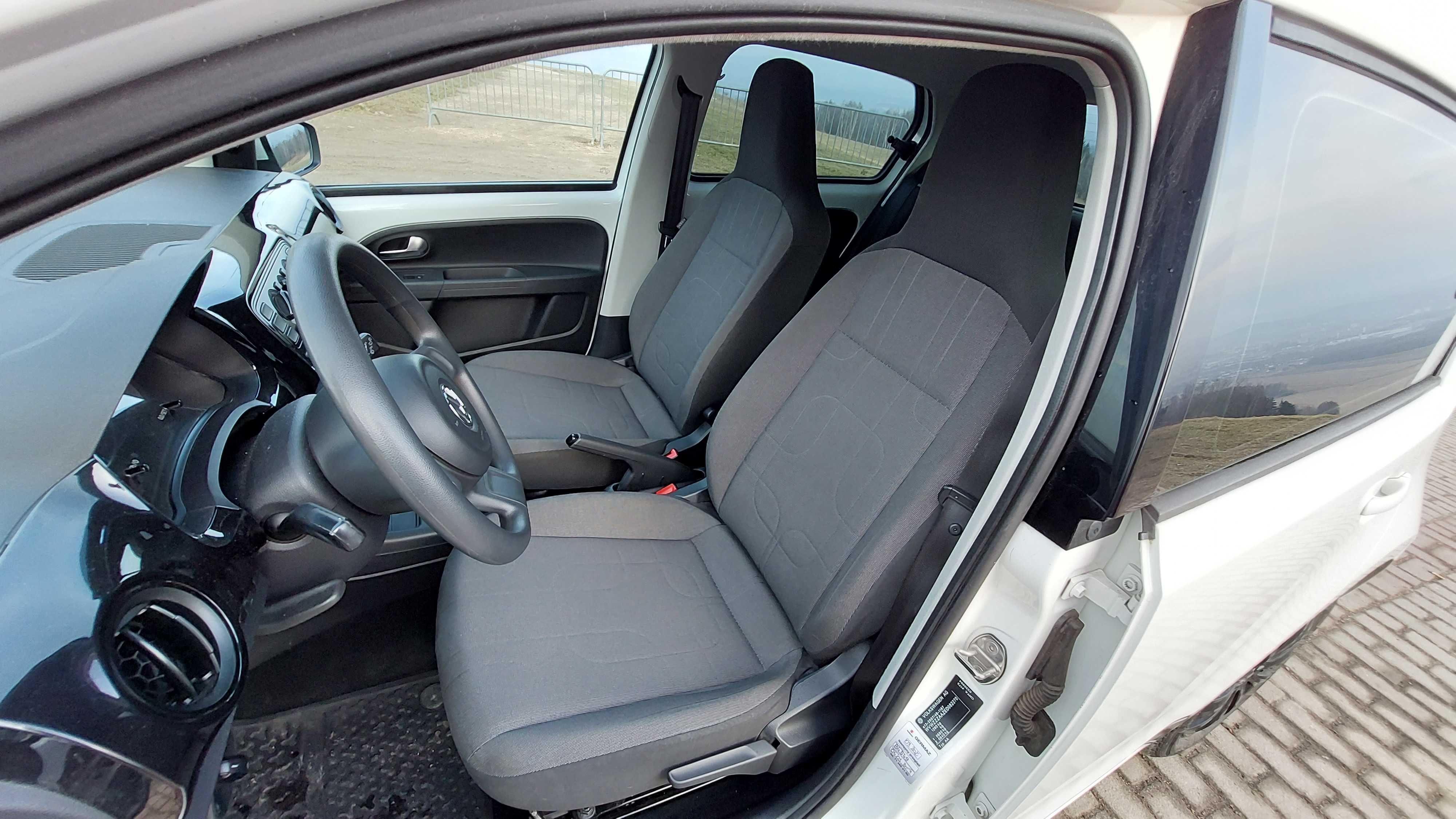 Volkswagen UP! 1.0MPI Klima, elektryczne szyby, 2 kpl opon, zadbany