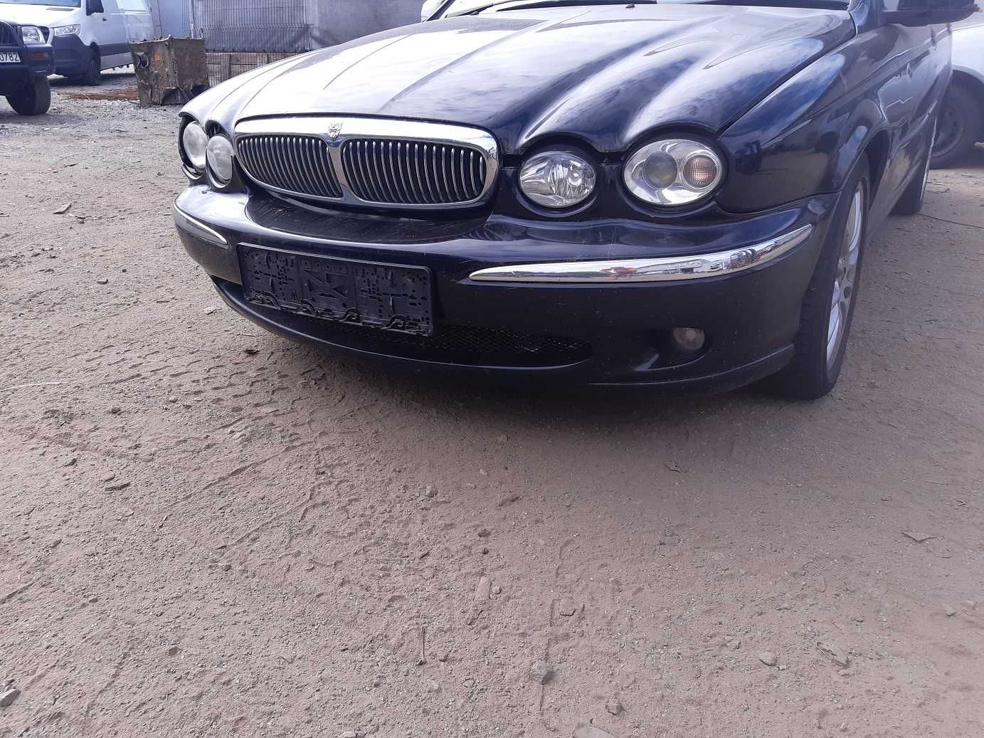 Jaguar X type 2.0 D - zderzak przód kompletny