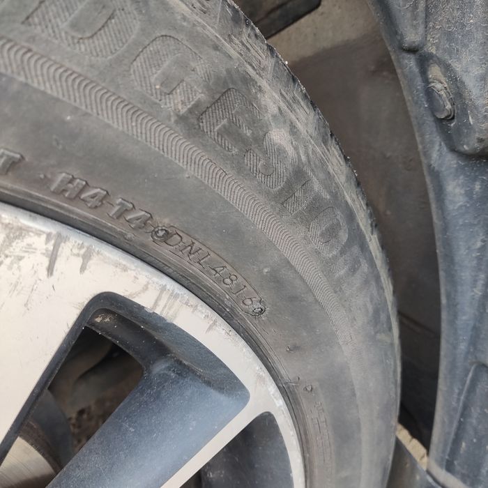 Резина Bridgestone 225 55 19