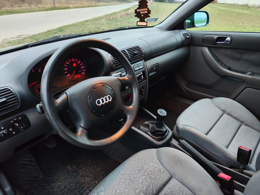 Audi A3 8l 1.8 benzyna dobry stan!