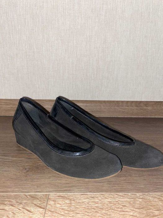 Чорні туфельки на дівчину 36р