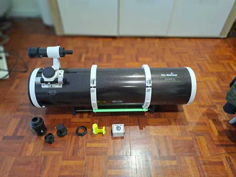 Tubo Ótico SkyWatcher 200PDS + Acessórios