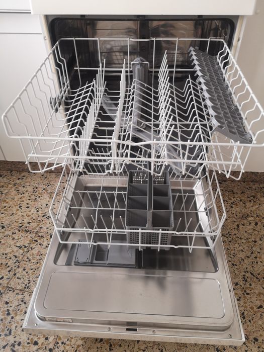 Máquina de Lavar Loiça