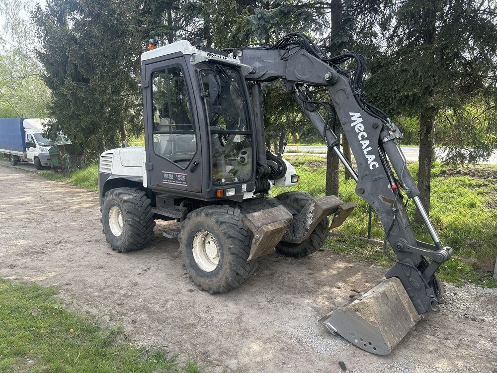 Transport mareriałow/piasek/tłuczeń/żwir itp., wywóz/wywrotka