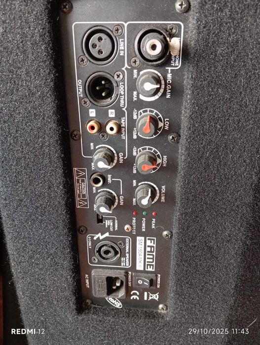 Colunas Ativas Fame Monitor SM 150A MKIII