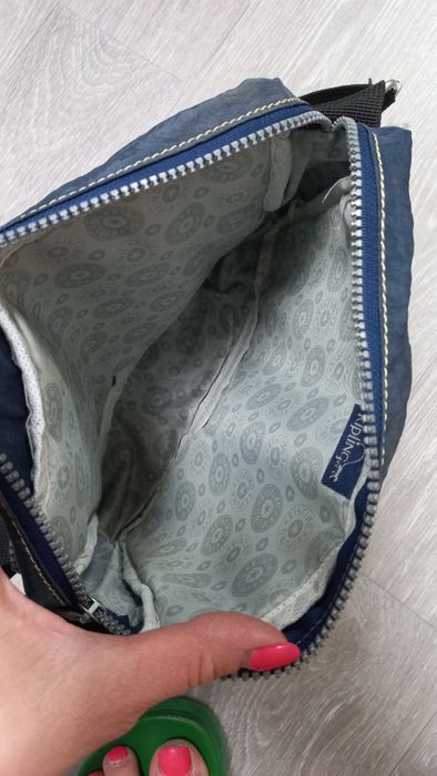 Сумка через плече Kipling