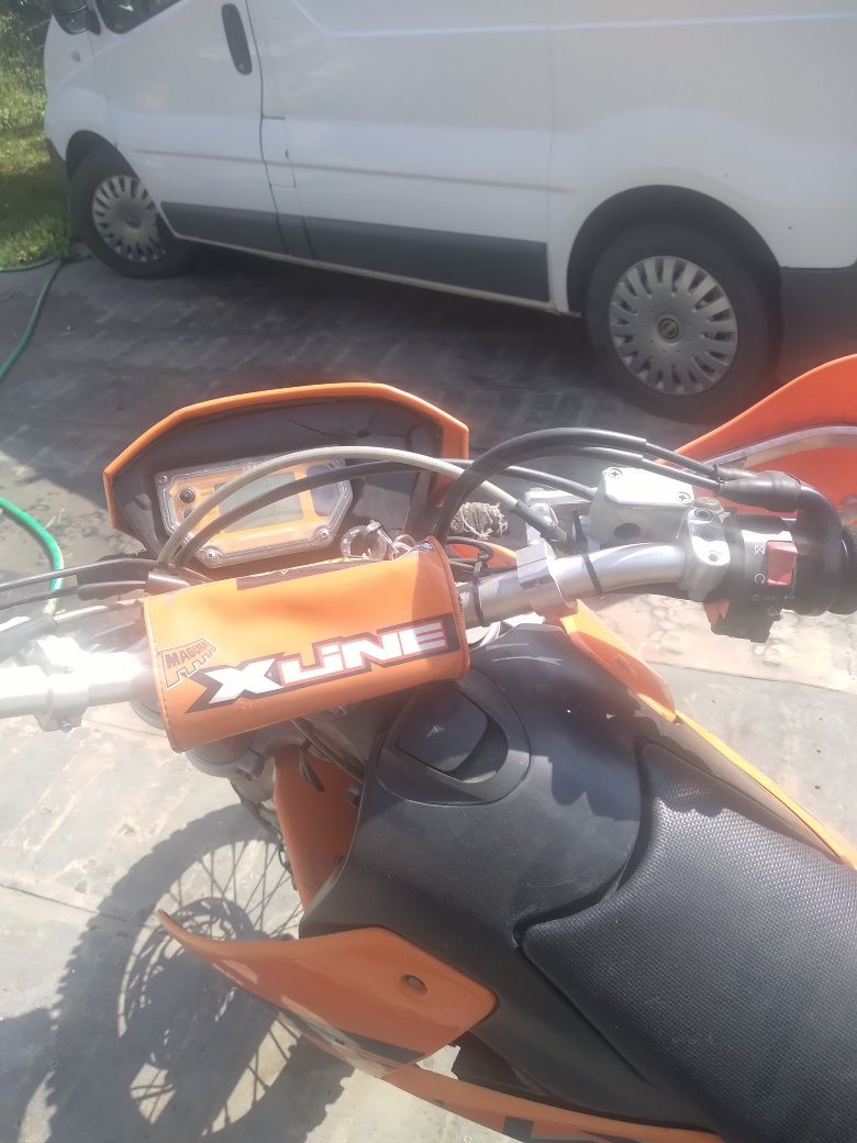 мотоцикл эндуро KTM LC4 640
