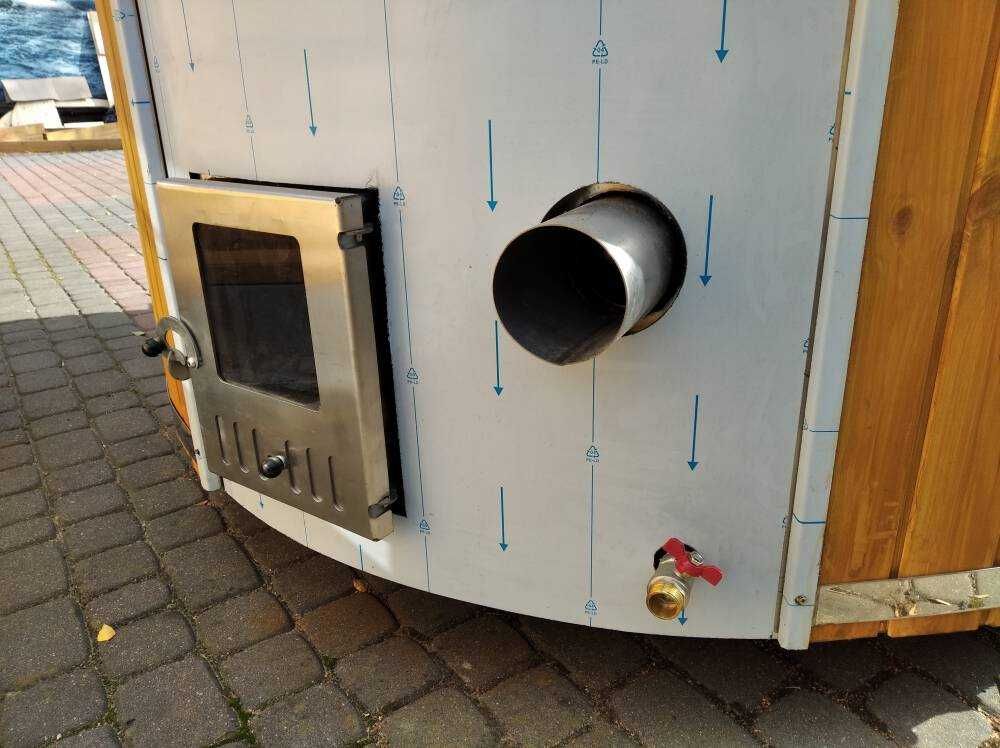 Jacuzzi ogrodowe Balia z włókna szklanego z piecem zintegrowanym 2,0m