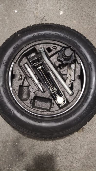 Koło zapasowe i zestaw naprawczy Skoda Octavia 2 jak nowy