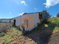 Terreno Com Ruinas Com 14.040M2 - Vista Mar E Rio - Vale Frio - Cas...