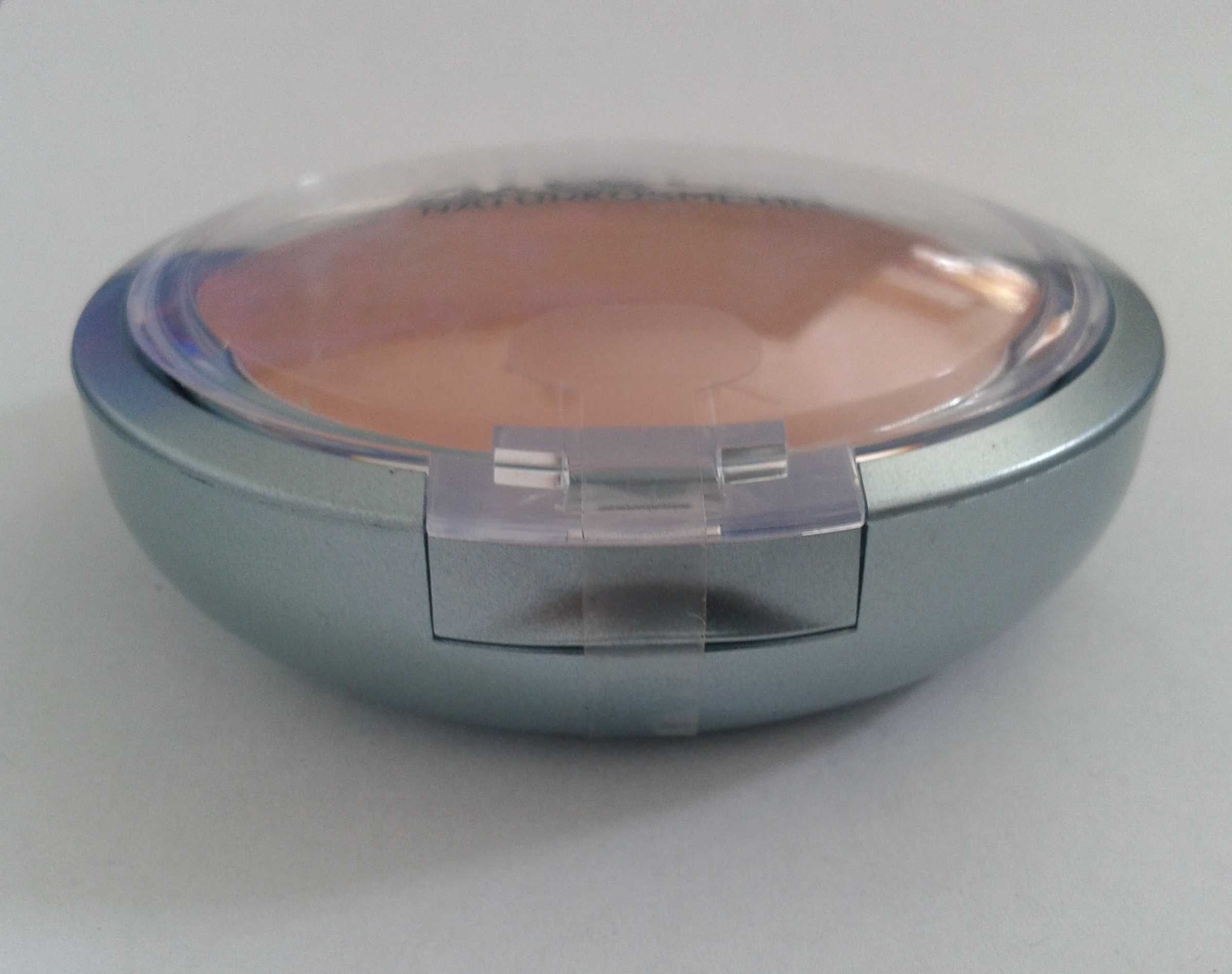 ALTERRA Puder kryjący CAMOUFLAGE 01 Beige nowy z Niemiec