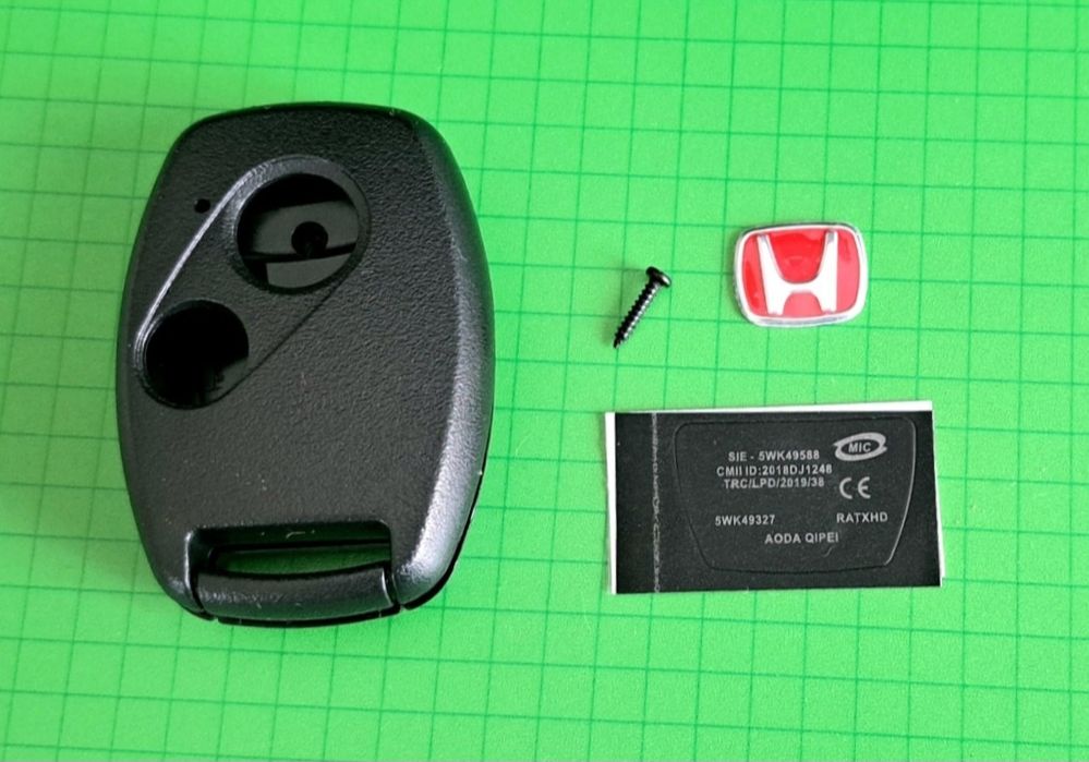 *NOWA* Obudowa kluczyka pilota HONDA + naklejka z logo