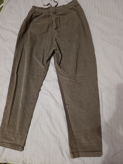 Продам штани моми