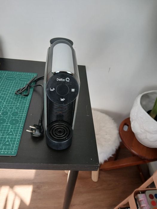 Vendo máquina de café delta q